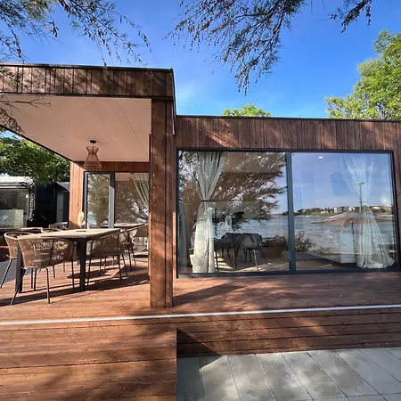 10gardens Premium Mobile Homes With Private Jacuzzi & Sauna By Oiko Collection * Privlaka (Zadar)