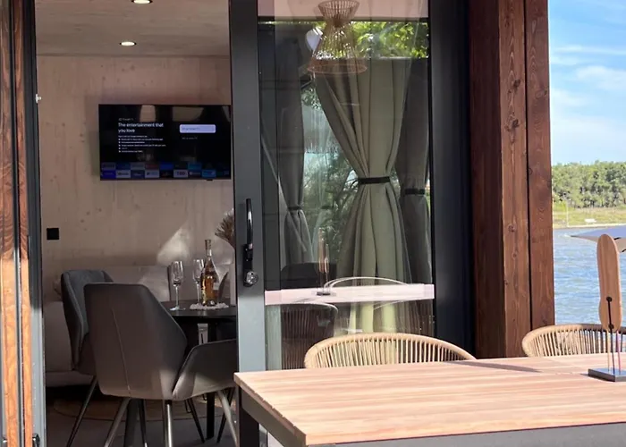 10gardens Premium Mobile Homes With Private Jacuzzi & Sauna By Oiko Collection *