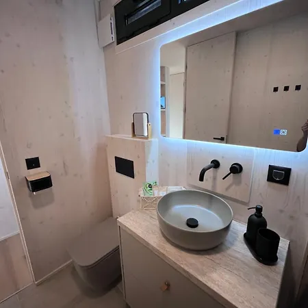Feriehus 10gardens Premium Mobile Homes With Private Jacuzzi & Sauna By Oiko Collection