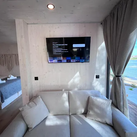 10gardens Premium Mobile Homes With Private Jacuzzi & Sauna By Oiko Collection