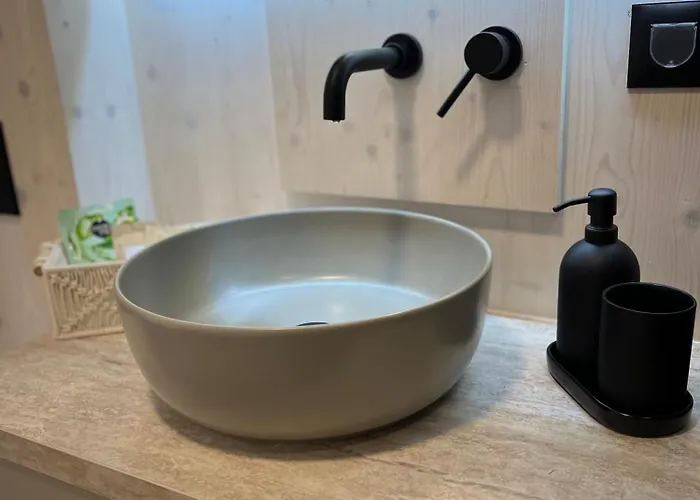 10gardens Premium Mobile Homes With Private Jacuzzi & Sauna By Oiko Collection